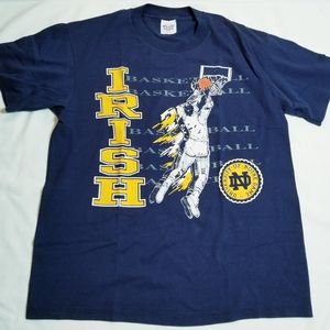 Vintage Notre Dame Fighting Irish Basketball T-Shirt Men Medium Trau & Loevner